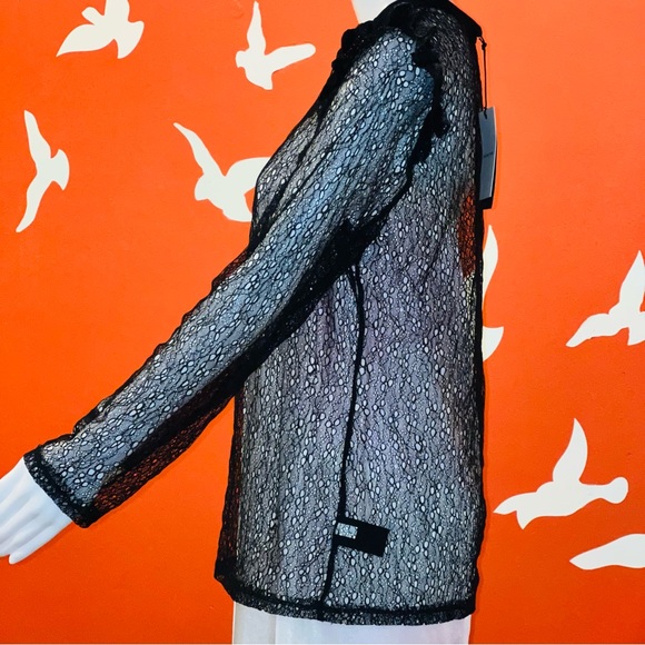 Lace long sleeve shoulder ruffle top - Picture 6 of 6